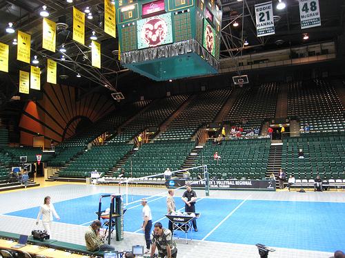 CSU volleyball sweeps high-stakes conference battle with UNLV