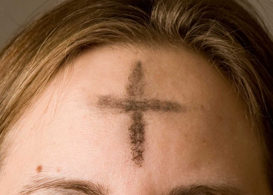 CSU Catholic students celebrate Ash Wednesday 