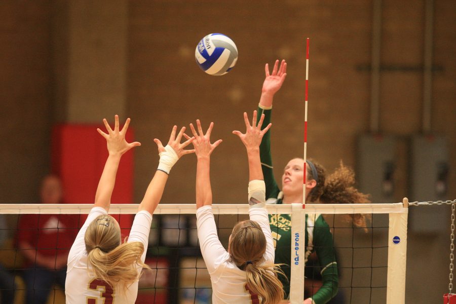 The Rams beat the DU Pioneers in three sets to one in the game at Denver tonight.