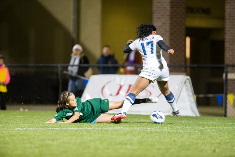 Soccer_Vs_UNC_18
