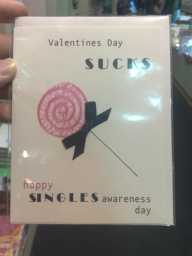 Love: 10 Reasons Why Being Single is Awfsome