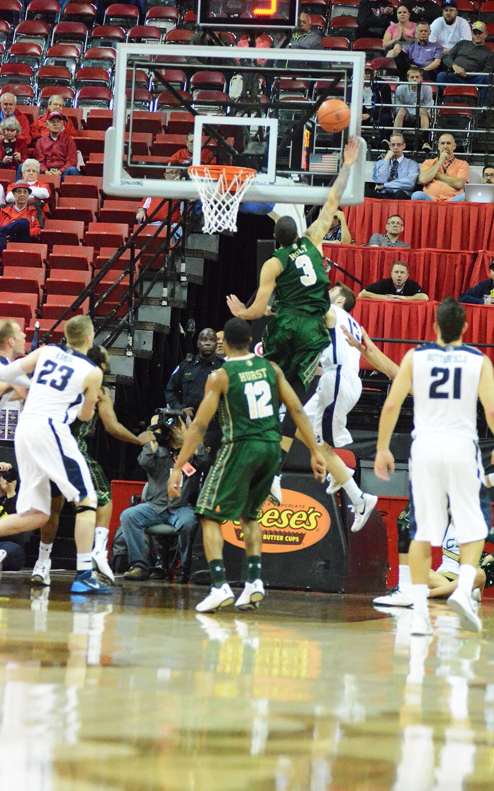 Slideshow%3A+CSU+mens+basketball+falls+to+Utah+State+in+final+minutes%2C+73-69