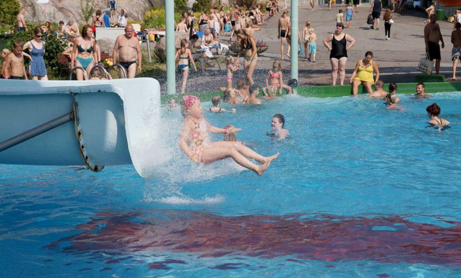 “Definitely no monsters in this abandoned water park,” say sexy teens