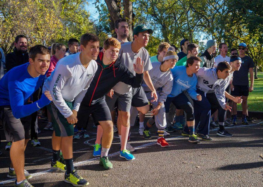 The starting line of Jog for Jack, a fundraising run organized by the Phi Delta Theta Fraternity in order to help one of their members to cover medical expenses after a life-threatening car accident last summer. 