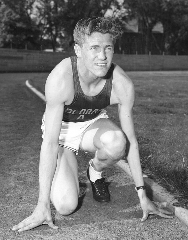 Jack Christiansen on the track in 1950.