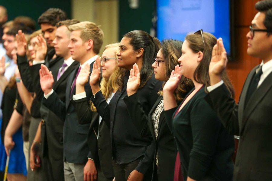 2016-2017 ASCSU senators are sworn in on May 4. Photo by Abbie Parr