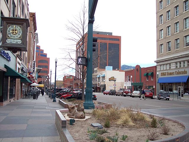 Colorado Springs, Colorado (Photo Credit: Wikipedia).