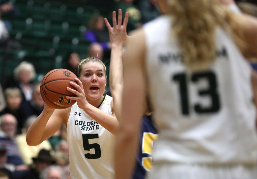 Colorado State University's Sofie Tryggedsson (5) looks for an open teammate during the second half of the game on Sunday afternoon against the University of Northern Colorado. The Rams beat the visiting Bears 58-47. (Forrest Czarnecki | Collegian)