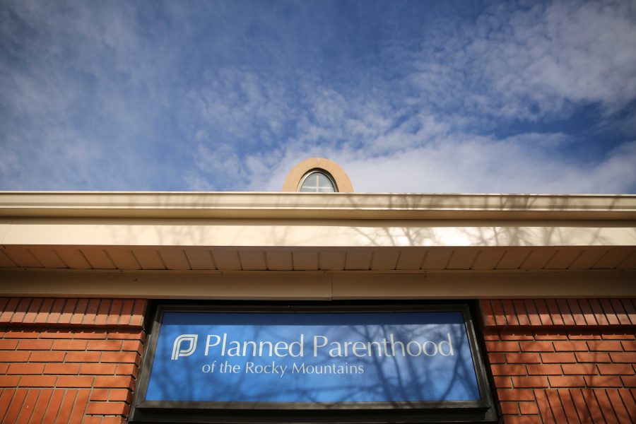 A+Planned+Parenthood+clinic+sign+is+pictured+on+Tuesday+afternoon+along+Shields+Avenue.+A+group+of+students+are+suing+Colorado+State+University+over+the+topic+of+freedom+of+speech+and+pro-life+or+pro-choice+issues.+%28Forrest+Czarnecki+%7C+Collegian%29
