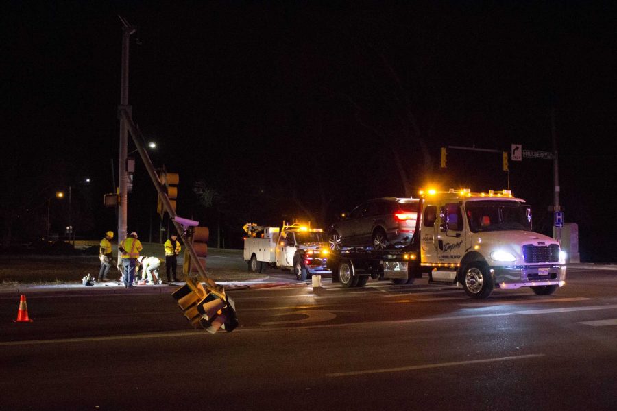 Crash on Mulberry and Taft Hill knocks down traffic light