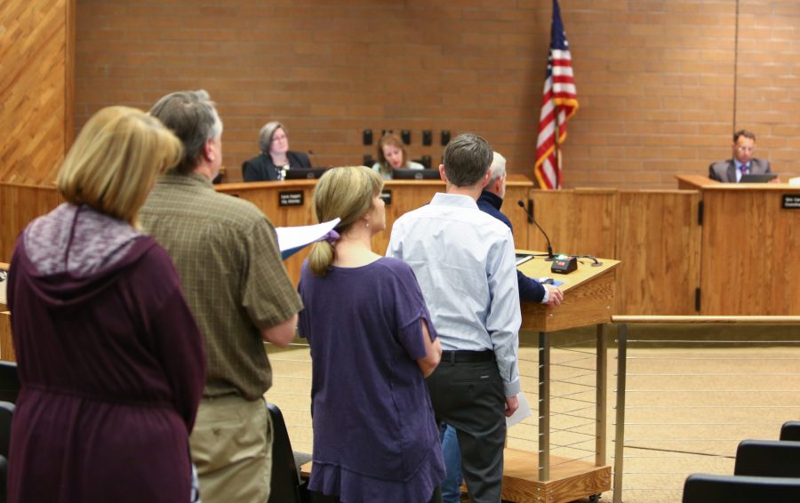 Community members stand in line to comment on their perspective regarding the sit-lie ban in front of Fort Collins City Council (Davis Bonner | Collegian)
