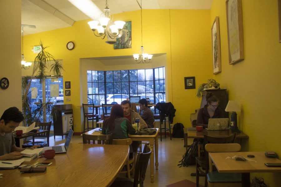 Momo Lolos is a simple cafe that is a great place for students to study. Photo credit: Casey Martinez