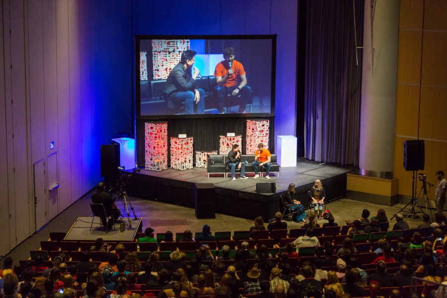 Fans gather for Jon Heder's panel at Denver's Comic Con. (Davis Bonner | Collegian)