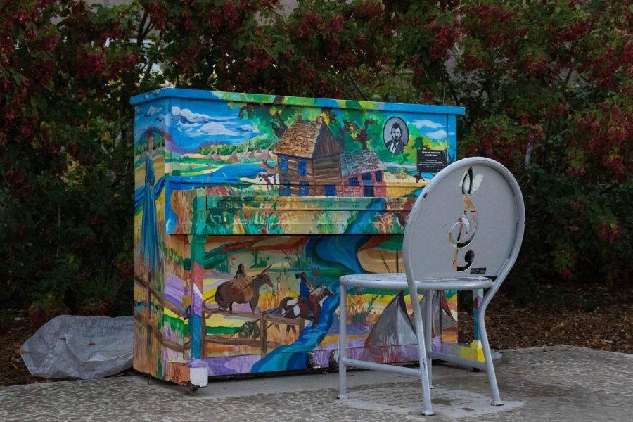 A painted piano sits by tnew wehe Fort Collins Museum of Discovery, organized by 'Pianos About Town' with the Art in Public Places program (Julia Trowbridge | Collegian)