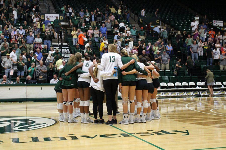 The team huddles up at the end of the match against Albany at the CSU vs. Albany match at Moby Arena on September 15. (Jenny Lee | Collegian)