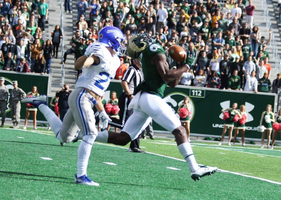 Senior Wide Reciever Michael Gallup (4) snags a pass from Nick Stevens that turned into a 55-yard touchdown during the 1st half of the Rams loss to Air Force 28-45. (Javon Harris | Collegian)