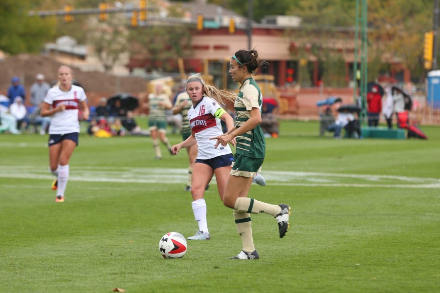 Midfielder Janelle Stone moves the ball into Fresno State Territory during the second half of action on Oct 1. The Rams are currently 2-5-4 on the season. (Elliott Jerge | Collegian)