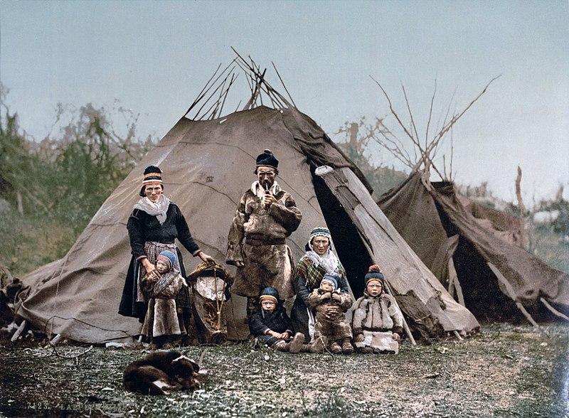 A Sami family in Norway | Curtesy of the United States Library of Congress's Prints and Photographs Division 