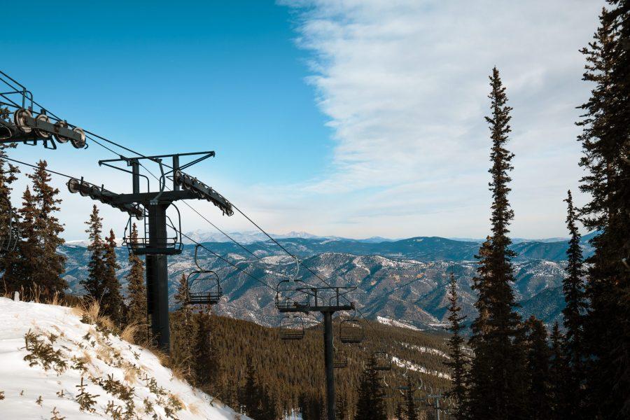 Echo Mountain, located outside of Evergreen and Idaho Springs, is only a 50-minute drive from Denver. While the hill only has one chairlift, Echo specializes in those looking to hone their skills or learn the sport. (Davis Bonner | Collegian)