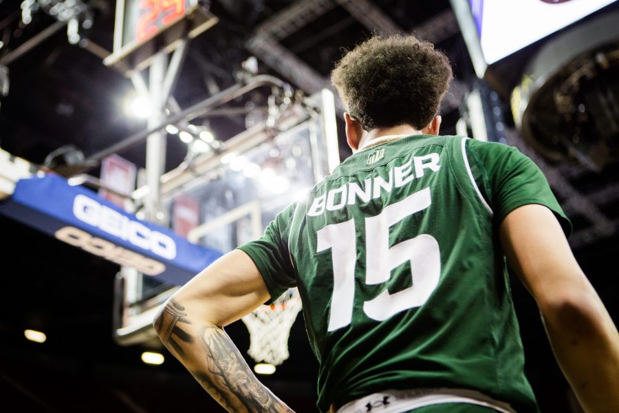 Anthony Bonner (15) stands on the baseline as he waits for the game to resume during the Mountain West Tournament on March 7. (Tony Villalobos May | Collegian)