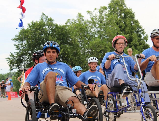CSU+Pi+Kappa+Phi+members+bike+across+country+in+support+of+those+with+disabilities