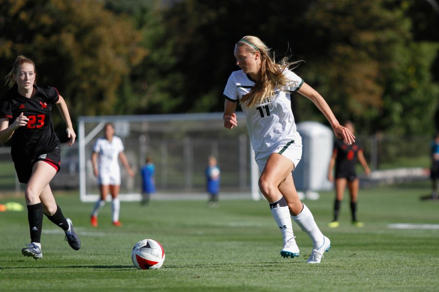 Kaija Ornes moves the ball up field during the game against Eastern Washington. (Ashley Potts | Collegian)