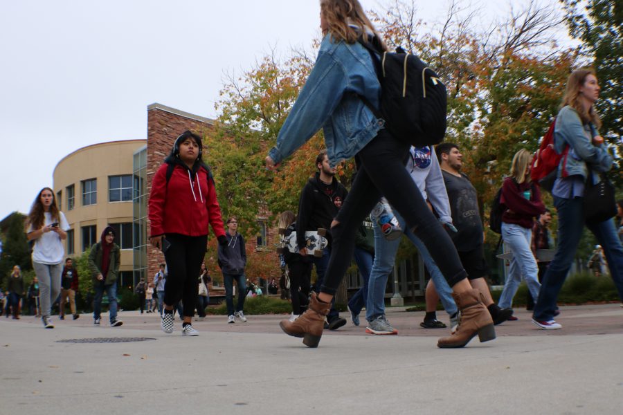 CSU students walking to their next class on Friday.  (Devin Cornelius | Collegian)