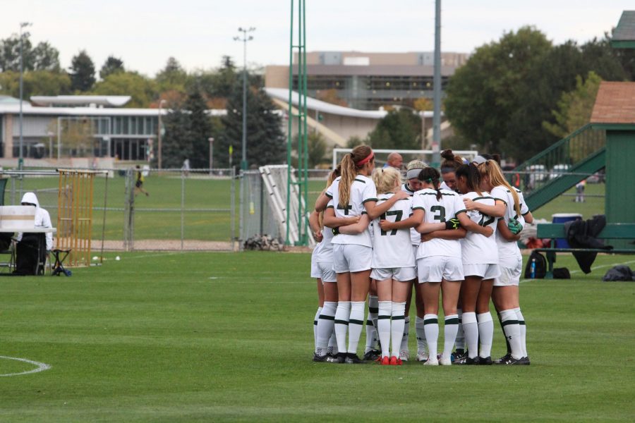 CSU Womens Soccer team gathers before the start of second half during their game against Air Force. (Clara Scholtz | Collegian)