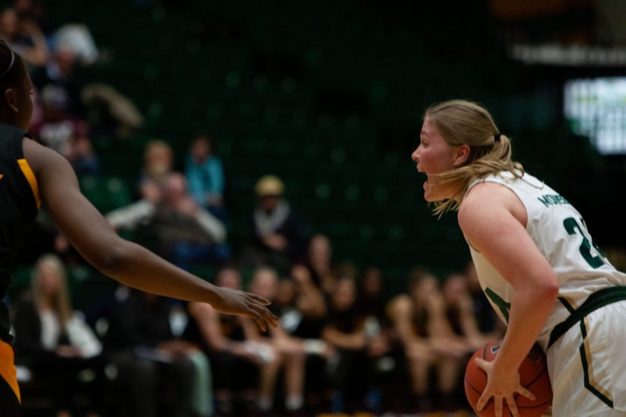 Colorado State Rams womens basketball team lost to the Arizona State Sun Devils 70-30 Sunday afternoon. (Brooke Buchan | Collegian)