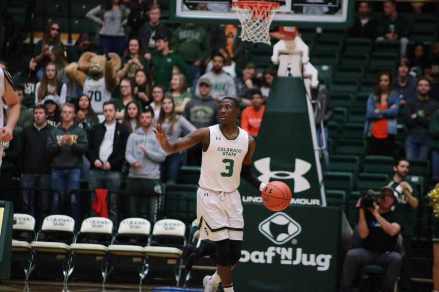 Kendle Moore (3) signals to his teamates during CSU's home game vs the FSU Bulldogs. The Rams win 75-64. (Devin Cornelius | Collegian)