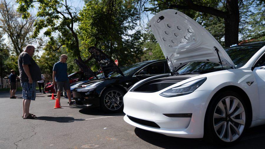 The City of Fort Collins hosts the Ride and Drive event for electric cars. The goal for this event is to educate the public about the benefits of switching to electric cars. Electric car owners were invited to showcase their cars. (Nathan Tran | Collegian)