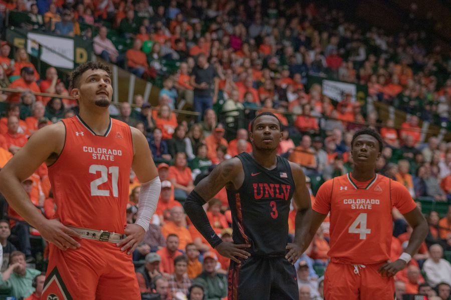 David Roddy (21) and Isaiah Stevens (4) watch the basket as an opponent shoots a freethrow, during the Colorado State home game against the University of Nevada, Las Vegas. CSU beats UNLV 95-77. (Devin Cornelius | Collegian)