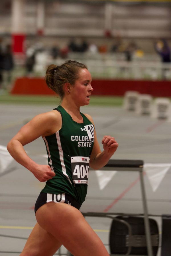 Senior Ali Kallner competes in the 3,000m race at the Iowa State Classic Indoor track meet on Jan. 15, 2020. Kallner went on to break the Colorado State Indoor record running a time of 9:26.93. (Matt Begeman | Collegian)