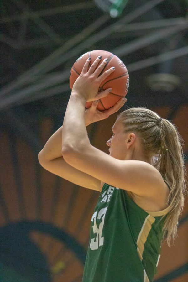 Andrea Brady (32) takes a shot, during the Colorado State home game vs San Diego State University. CSU falls in overtime 64-61. (Devin Cornelius | Collegian)