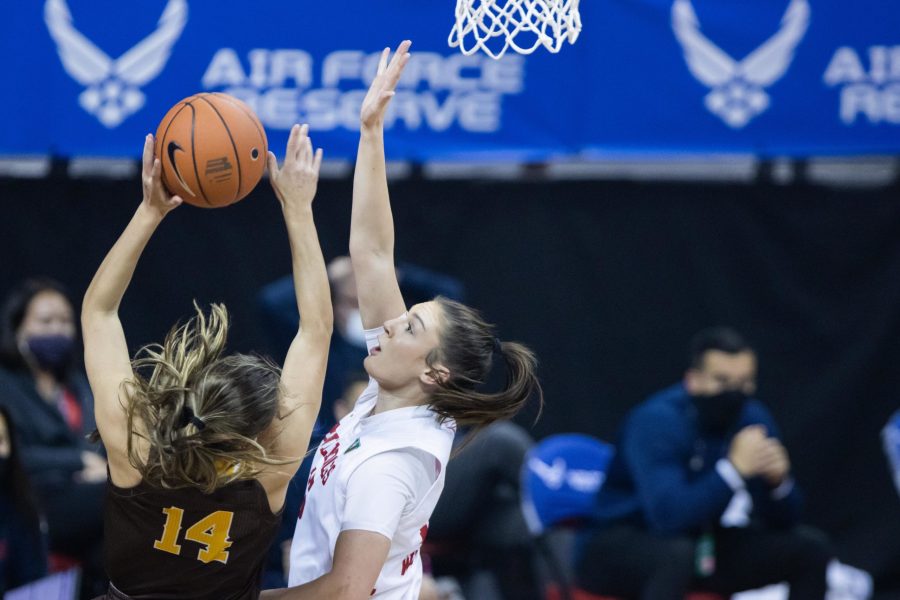 Quinn Weidemann (14) goes up towards the basket, during the Air Force Reserve Mountain West women's basketball championship at the Thomas and Mack center in Las Vegas Nevada. The University of Wyoming takes down California State University Fresno 59-56. (Devin Cornelius | Collegian)