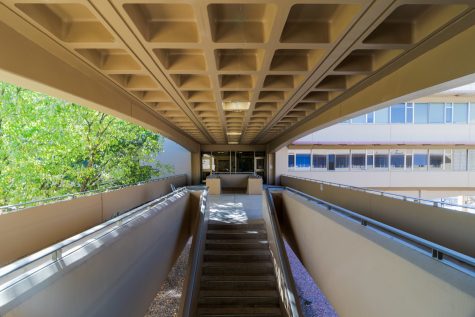 A bridge connecting the two portions of the Andrew G Clark Buildings B wing Oct. 15. (Michael Marquardt | The Collegian)