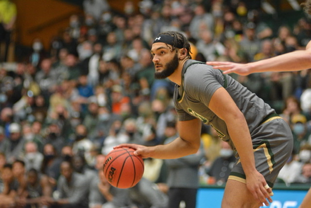 Colorado State forward David Roddy (21) looks to pass the ball against the St. Mary’s College Gaels Dec. 4.