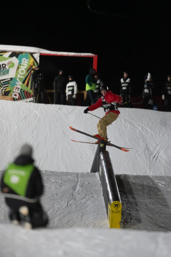 Max Moffatt on one of the rails during men’s ski street style finals at Dew Tour Dec. 18. Moffatt placed 3rd and won best trick with a Back 540 Switch Up.