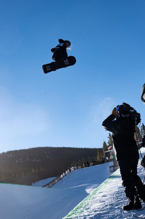 Chloe Kim spins off the first hit in women’s superpipe finals at Dew Tour