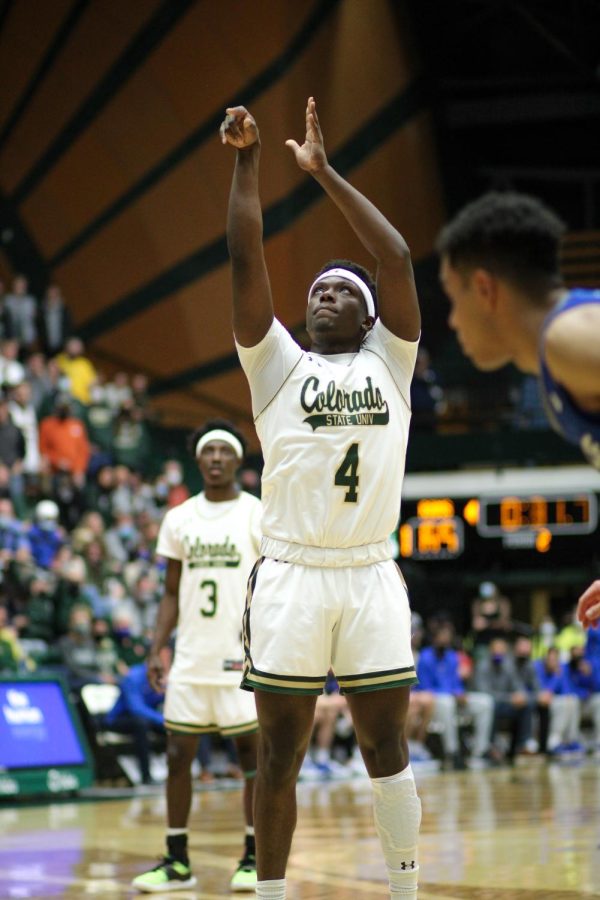 Isaiah Stevens (4), guard, shoots a foul shot.