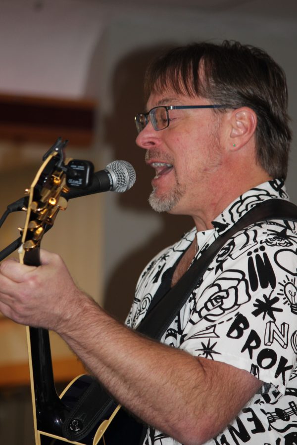 David Fermanich, a singer for Soda Blue performs the first song of the concert.