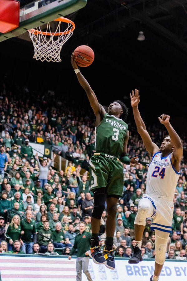 Colorado State Guard Kendle Moore (3) makes a layup after a Fastbreak.