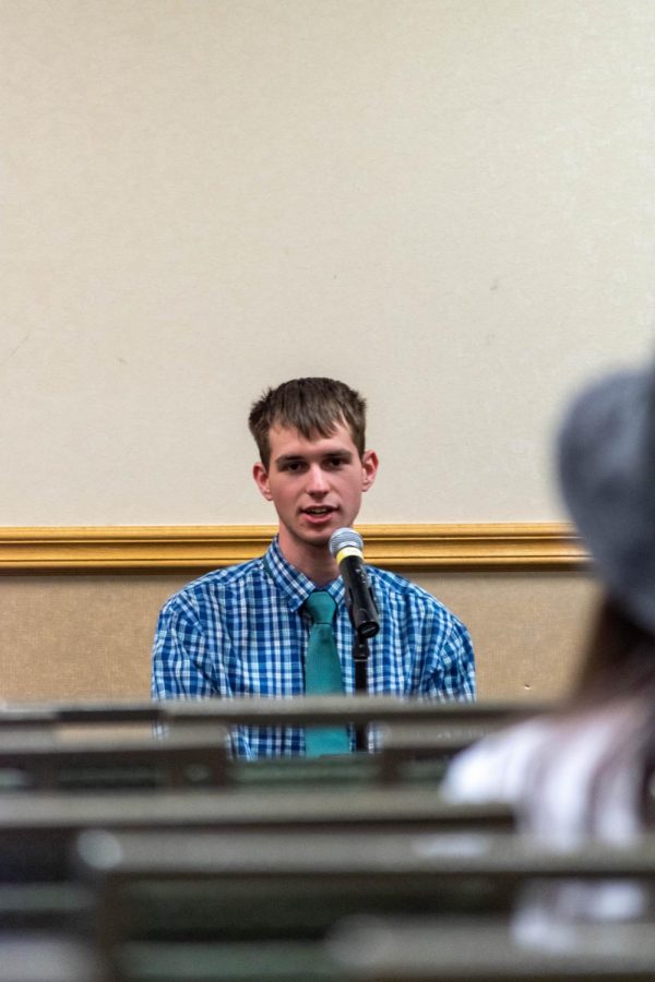 Evan Welch, a Speaker of the Senate candidate for the Associated Students of Colorado State University, answers a general question at the ASCSU Speaker Debate March 29, 2022.