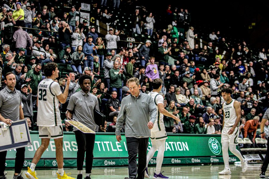 Colorado State men's basketball head coach Niko Medved focuses down the stretch vs the Southeastern Louisiana Lions Nov 11.