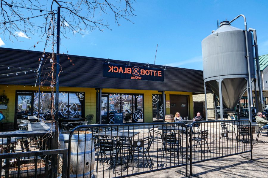 The front entrance of Black Bottle Brewery April. 24. On a Monday, morning hours will be busier, which subsides around lunch hours and picks up again evening times. 