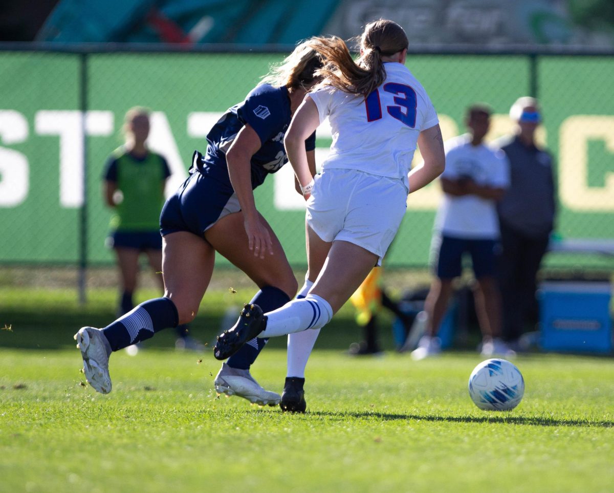 Taite DeLange dribbles the ball to the goal in a 2-1 led against the University of Nevada on September 21. 