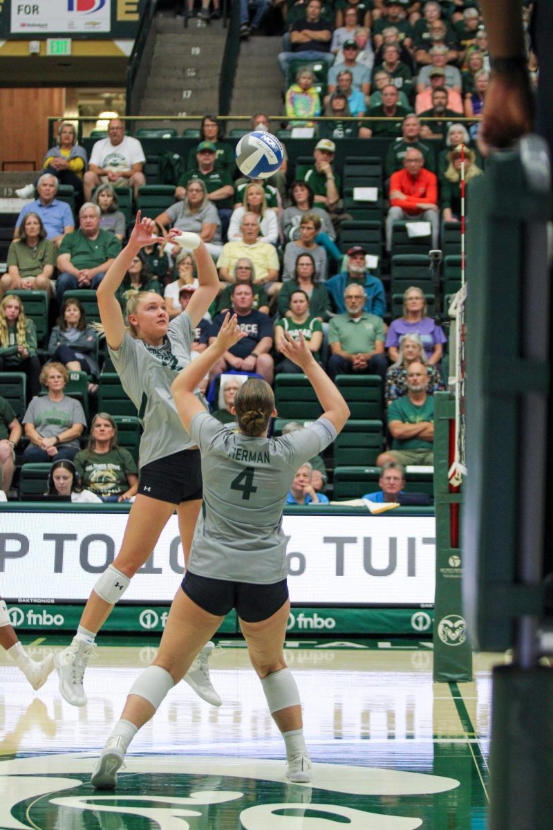 Waiting for a set from Colorado State University setter Emery Herman (4), CSU middle blocker Karina Leber (42) focuses in on the ball Sept. 28. After losing the first set of the game, CSU won three straight sets against San Deigo State University resulting in a win.