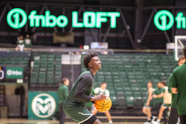 Isaiah Stevens (4), a Colorado State University point guard, warms up before the mens basketball scrimmage Oct. 14. The mens basketball season starts Nov. 6 against Louisiana Tech.
