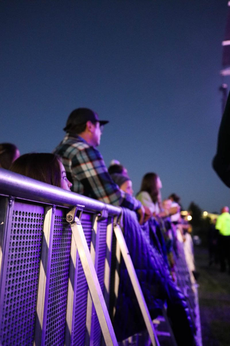 Fans wait patiently for Goose to arrive on stage Oct. 7. The concert on the LSC lawn had students, alumni, and fans in attendance. 