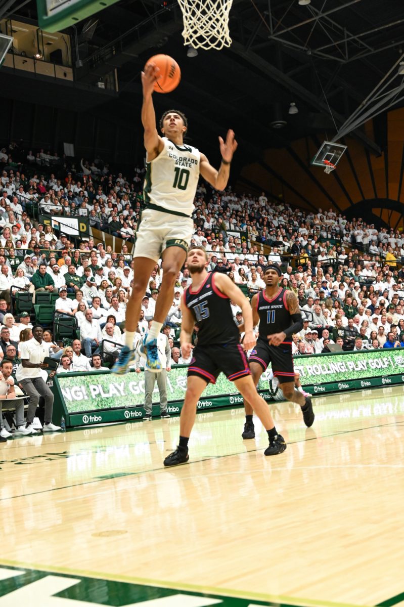 No. 10 Nique Clifford shoots and scores during the CSU vs Boise St. basketball game. CSU won 75-62. (Feb. 6, 2024)